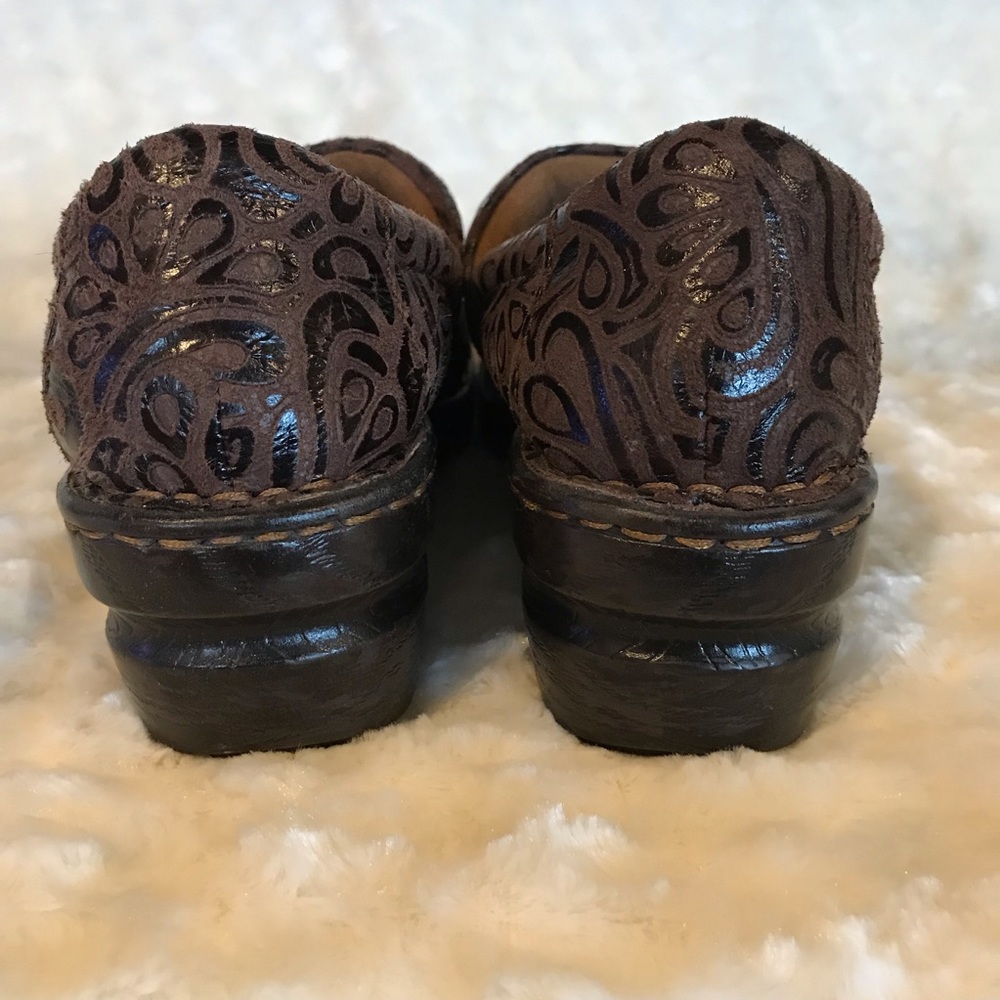 Born Concept BOC | Embossed Clogs - Picture 3 of 8